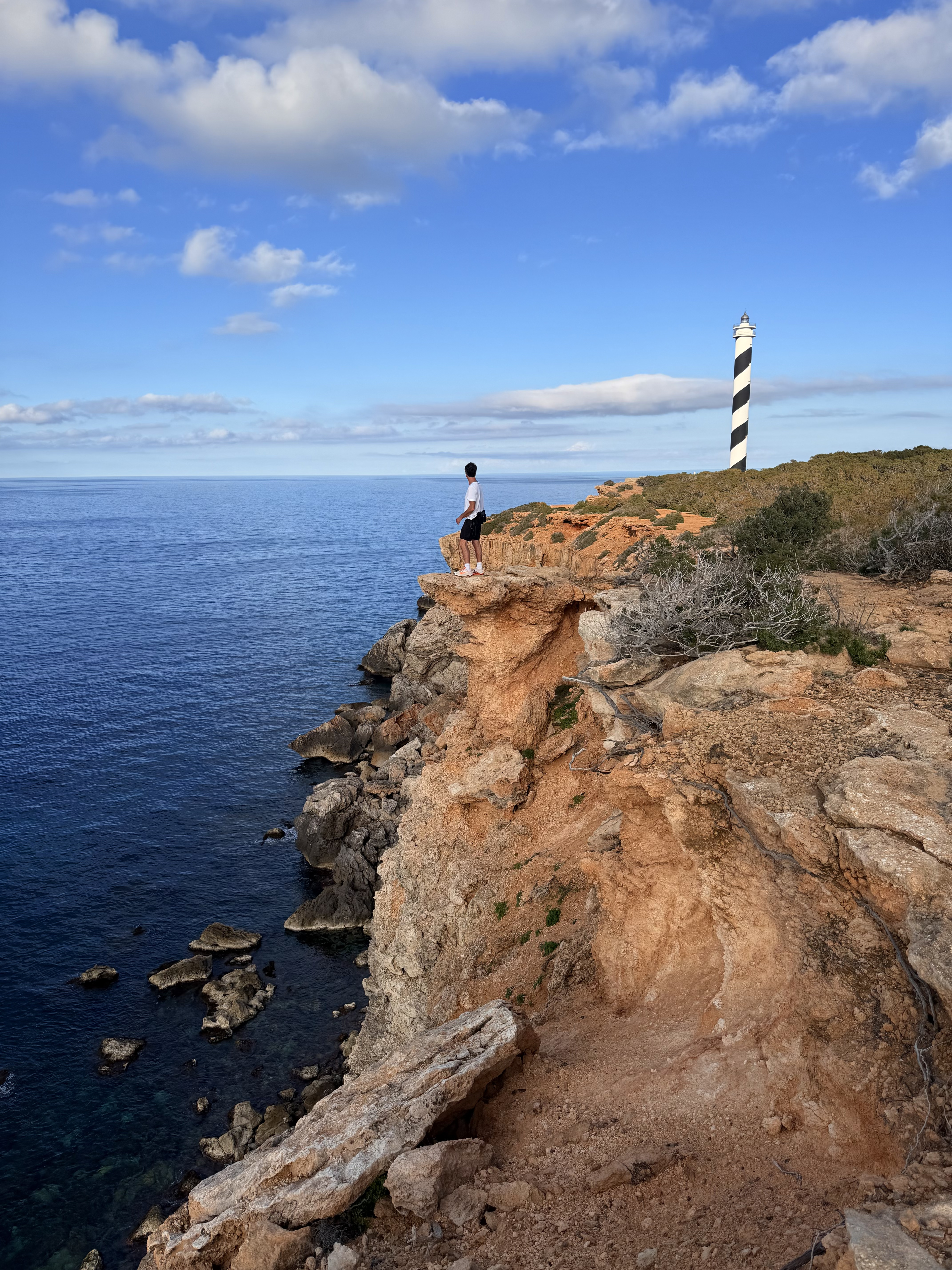 Tower of Light, coastal viewpoint on the trail