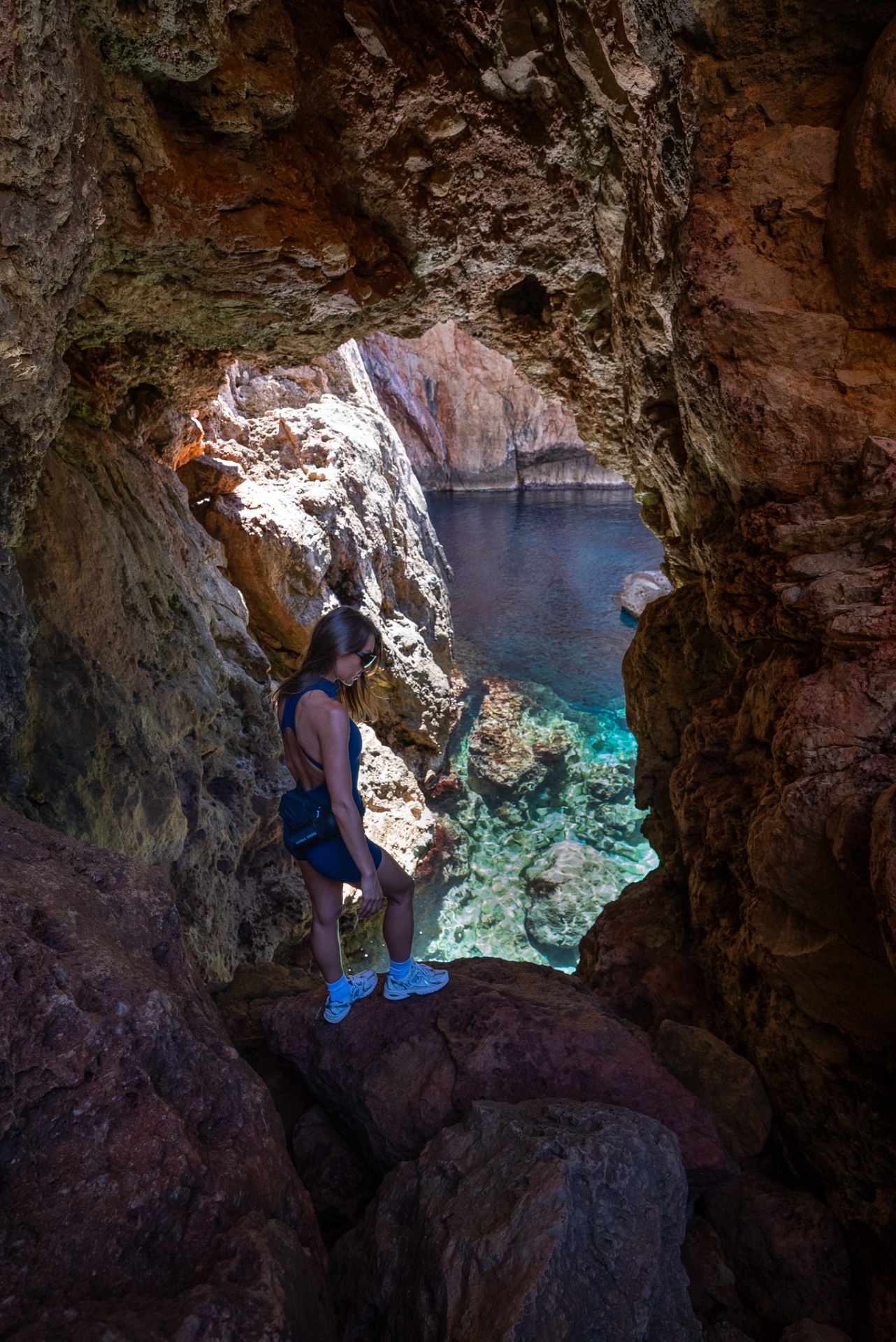 Alpine Express, standing above the cave pool