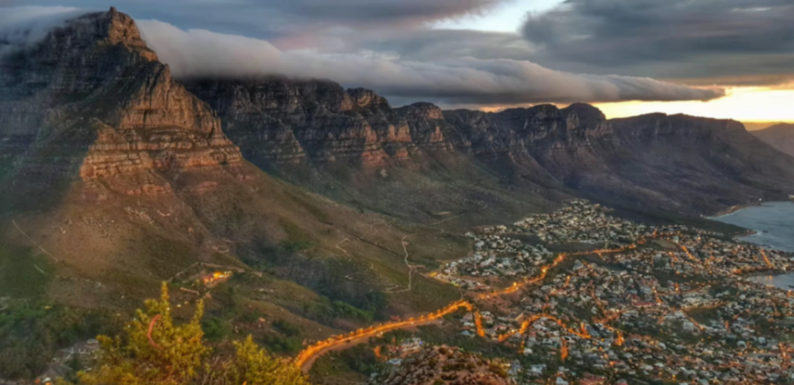 Twelve Apostles and Camps Bay under a tablecloth cloud